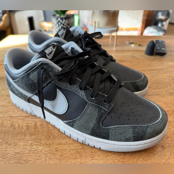 Nike Dunk Low ‘Animal Pack’ - Zebra - Picture 1 of 2